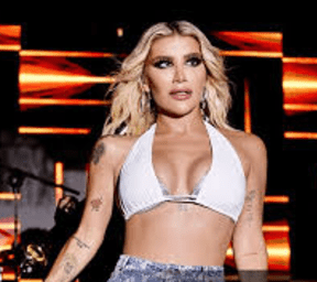 irem derici konseri alaçatı