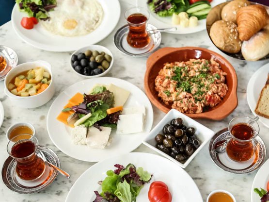 Ramazan'da Sahurda Dengeli beslenme. Sahurda ne yemeli