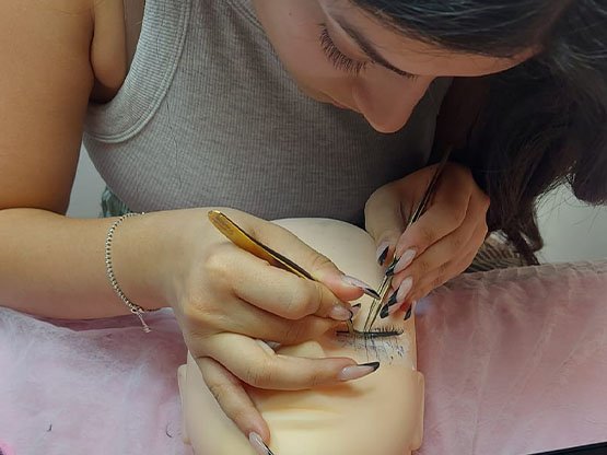 Ankara İpek Kirpik Eğitimi