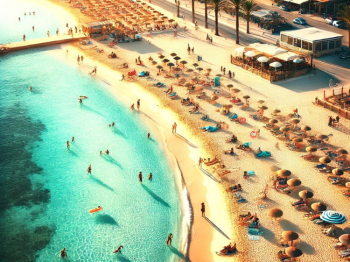 Altınkum Plajı Didim’in Göz Bebeği Gibi Berrak Yapısıyla