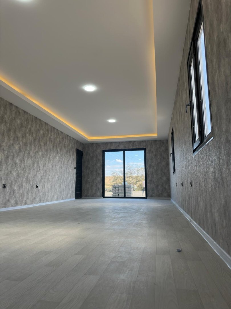 483B0D52-8Cfc-411C-B94E-84097C665Fcb