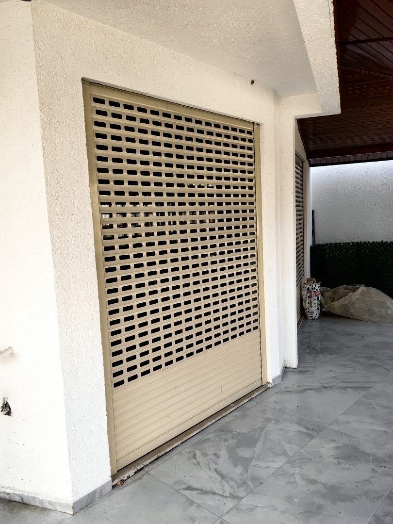 Fc92B1B7-Ecc6-46A0-97Fa-D799947Dcd38