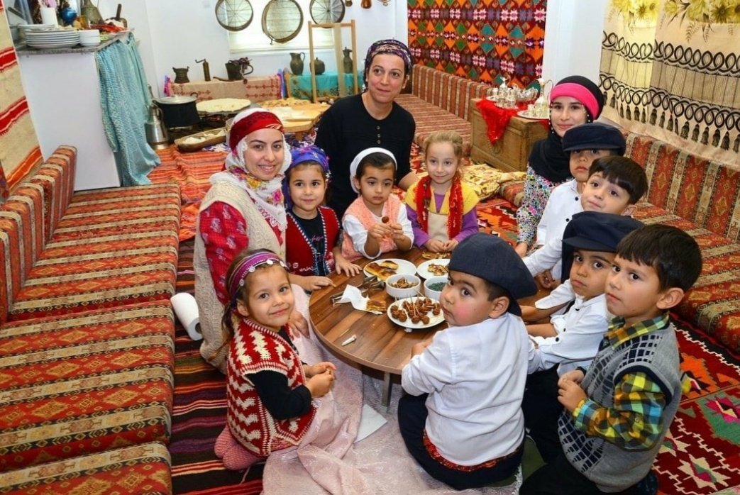 d2c5e742-d71e-4753-8bb4-b04b829c95e5