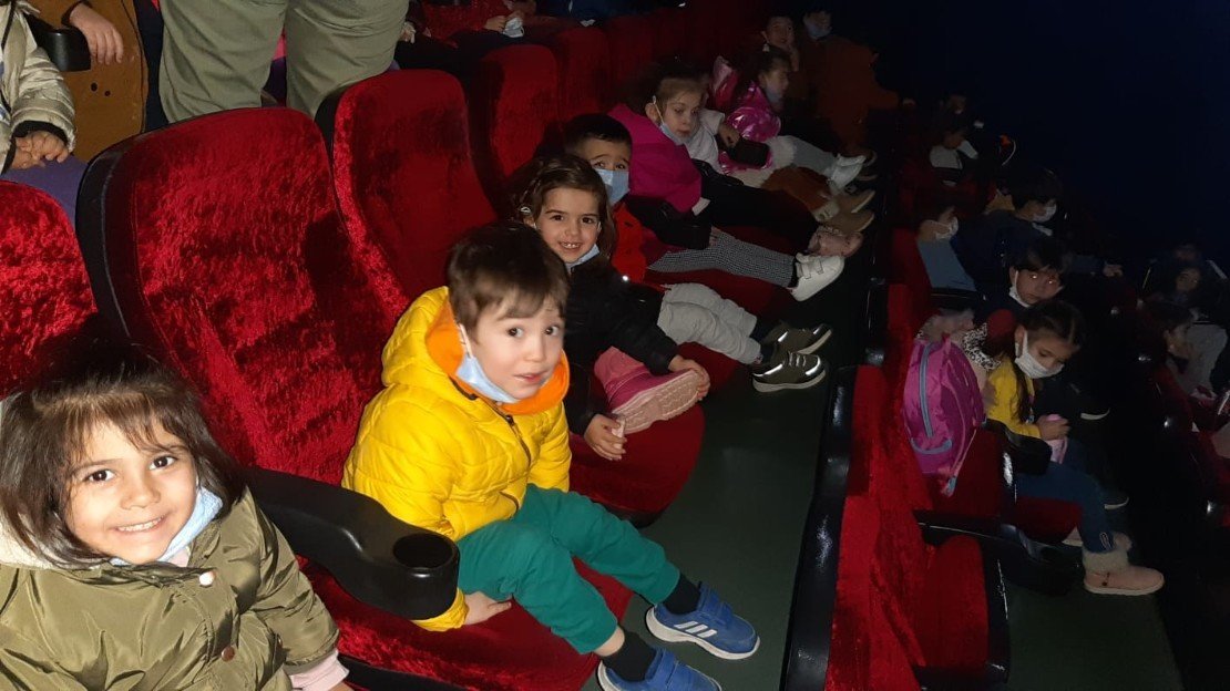 a42aeb45-e544-4196-b412-6782d95d492f