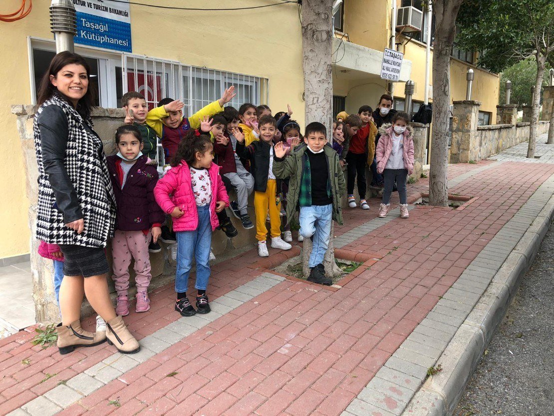 1b769419-71b9-4a14-8f1b-5e76c71329b3