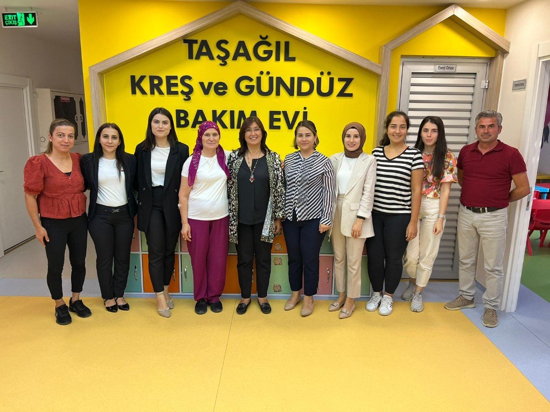 d1c9dae6-801c-4cb0-aeb0-dc9f67336b35