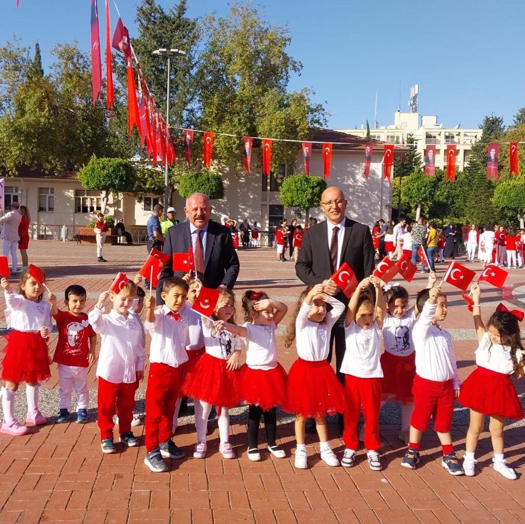 e7ce1548-272e-4140-b634-4be5a51b10bd