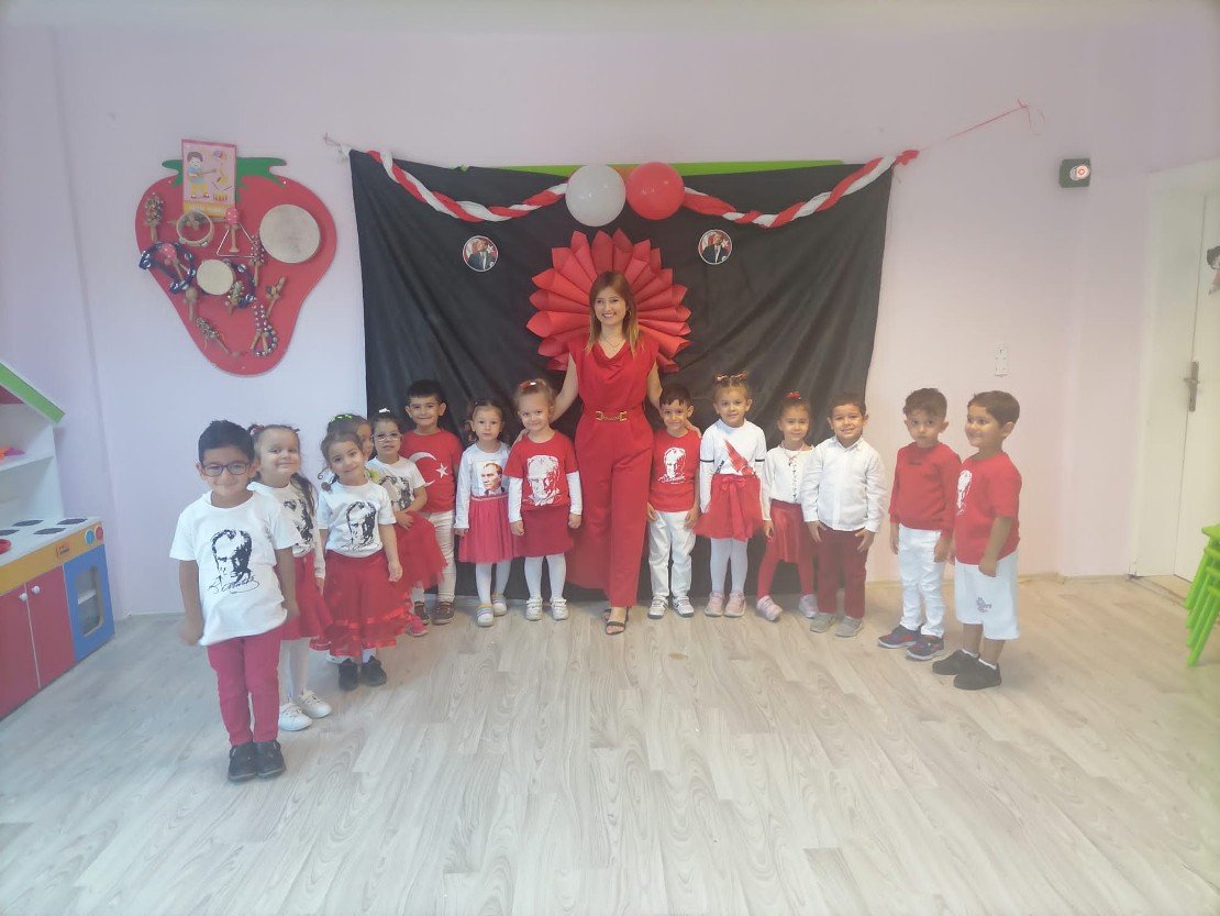 c00b02e4-d011-4916-a703-fb739b004e4b