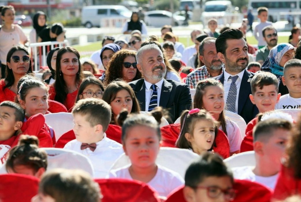 12ccbecb-63b8-453a-ae71-0bc4105cc99a