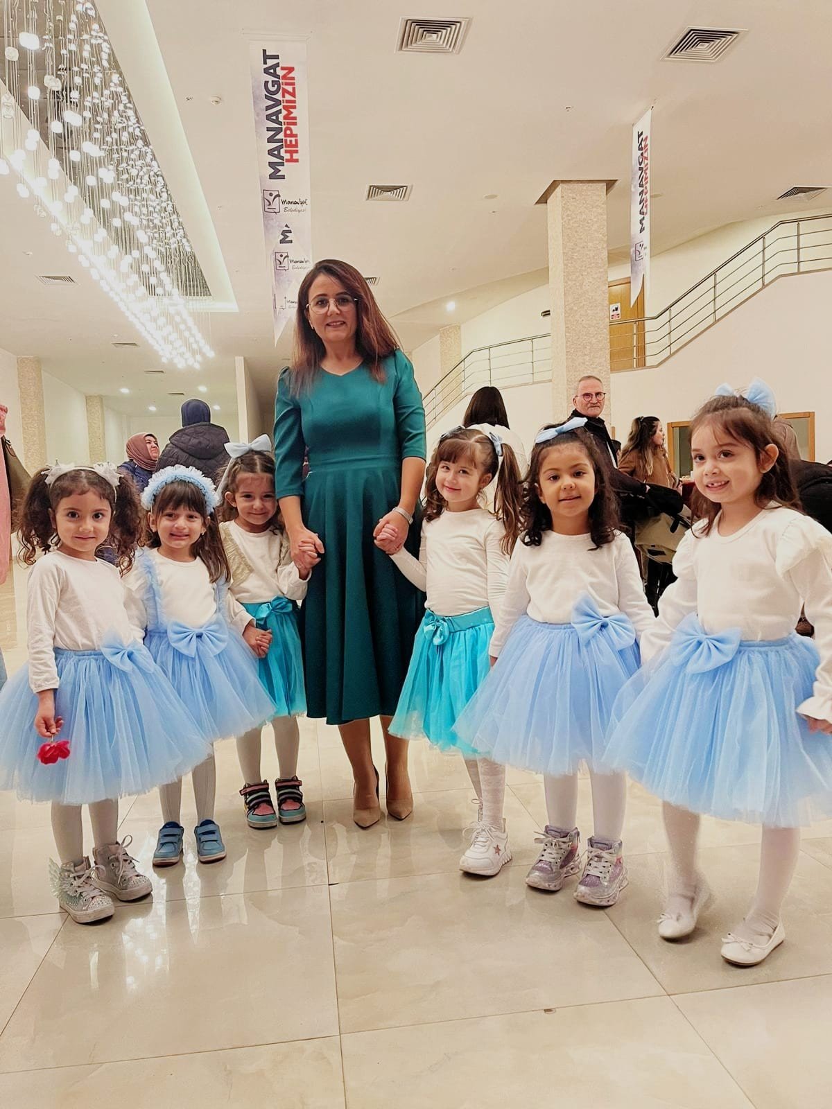 02b4f423-b7a5-4d90-a2de-5b0ab67fec2b