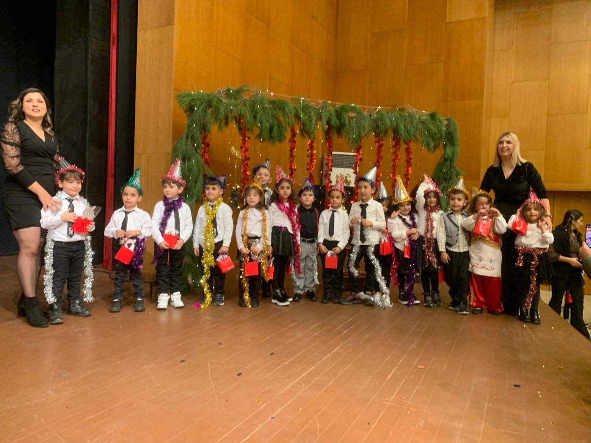 98c227b6-33f2-4b5a-a2b3-0d952b74d35e