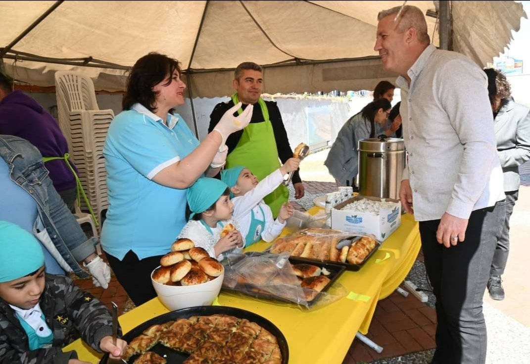 135de121-8e2e-45ec-b1e0-d25578a0dcf9