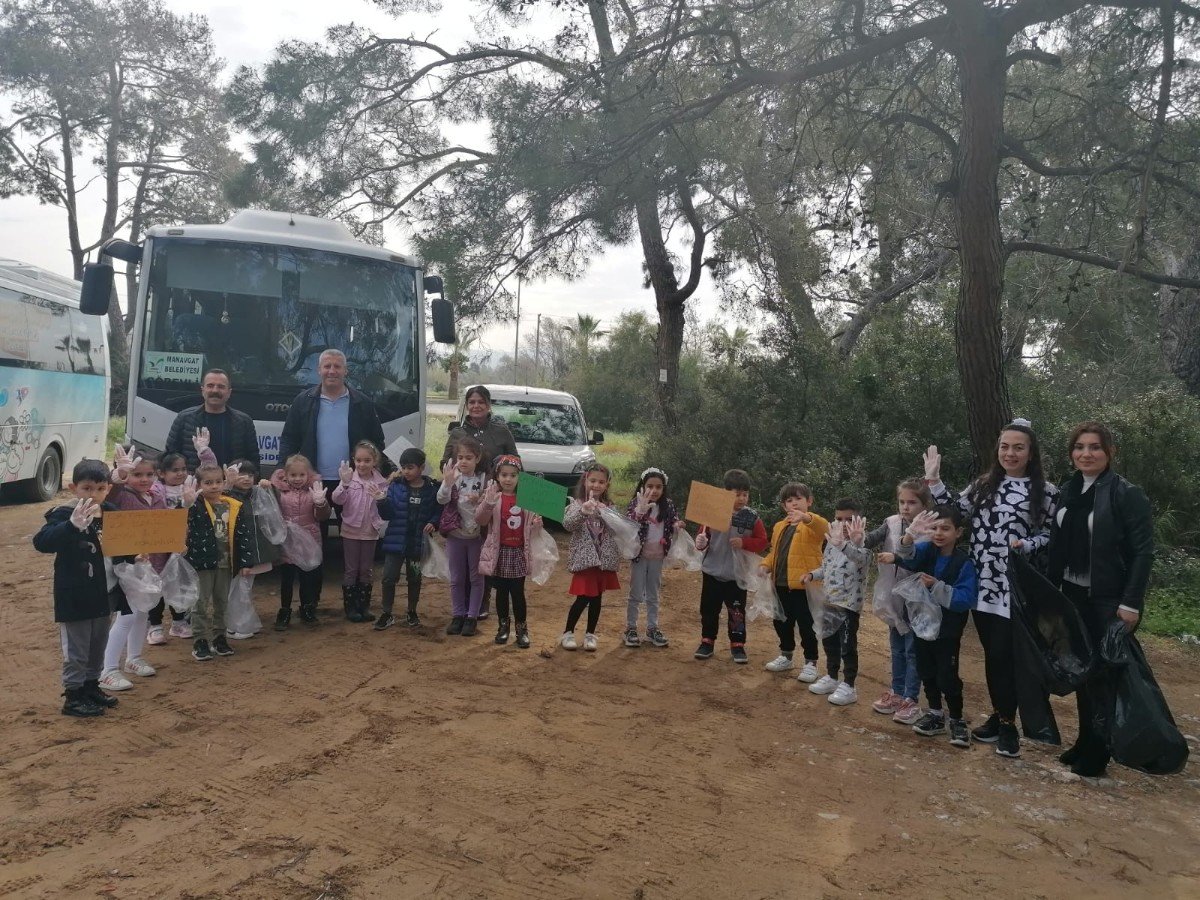 1df38eb1-ce3f-4ad9-9c97-8ebbc1c0a1f6