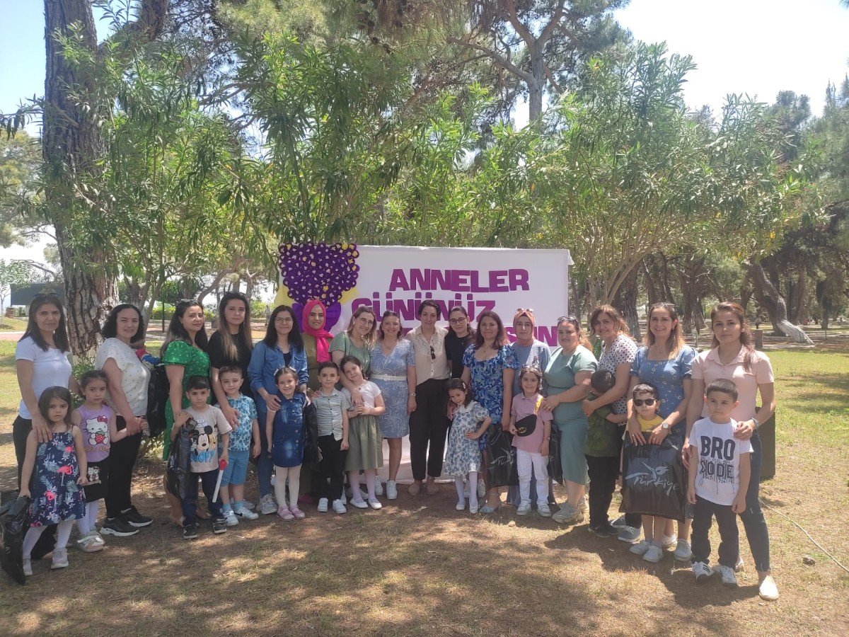 b18c5da0-53e5-47a0-9e92-8defb04b40a7