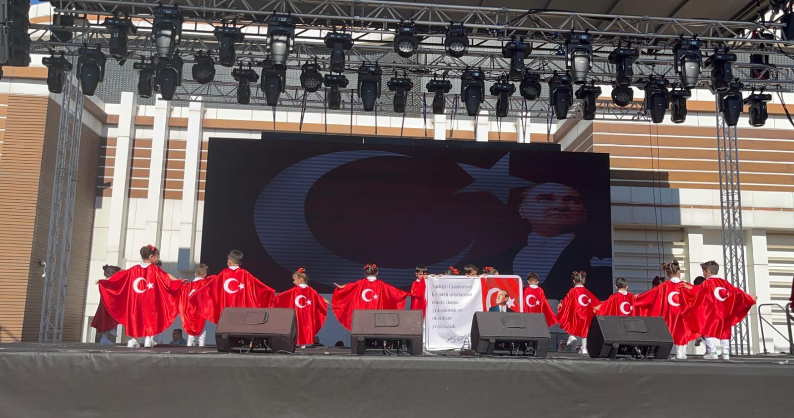 WhatsApp Image 2024-10-31 at 09.56.18