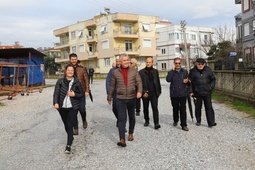 BAŞKAN SÖZEN'DEN ÇAT KAPI EV ZİYARETİ