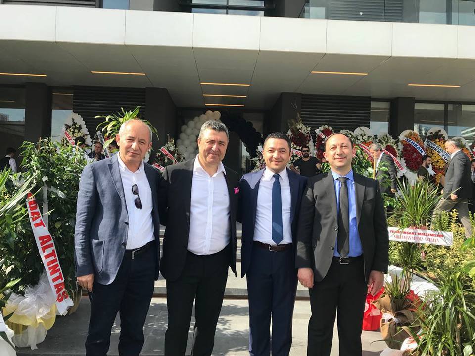 31488329_1878435882454573_2137269008771985268_n