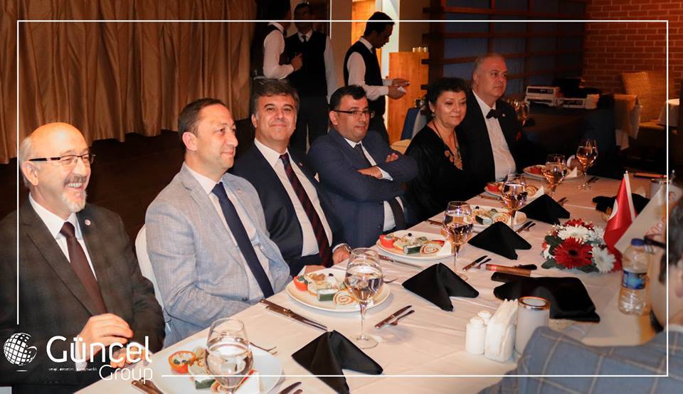 47579219_2218559368470145_174644442681049088_n