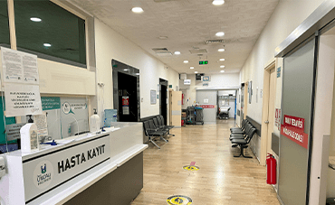 Aci̇l Bekleme Alani