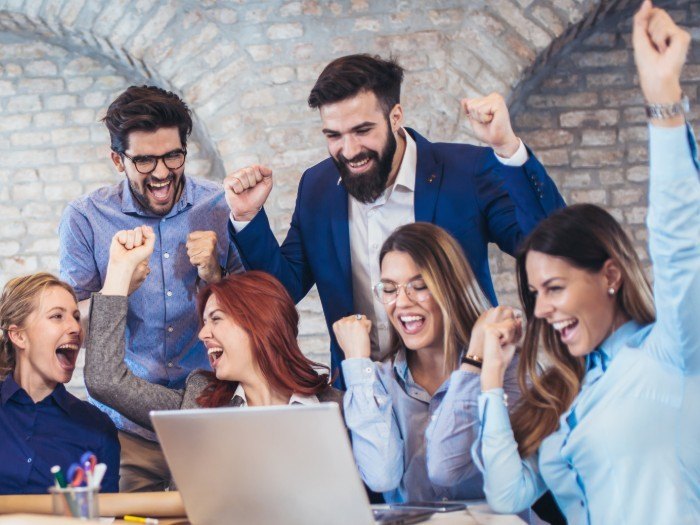 TAKIM KOÇLUĞU shutterstock_1058851142_700_525