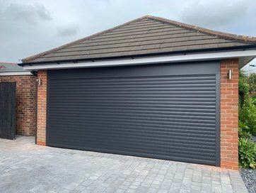 insulated-roller-garage-door-bristol