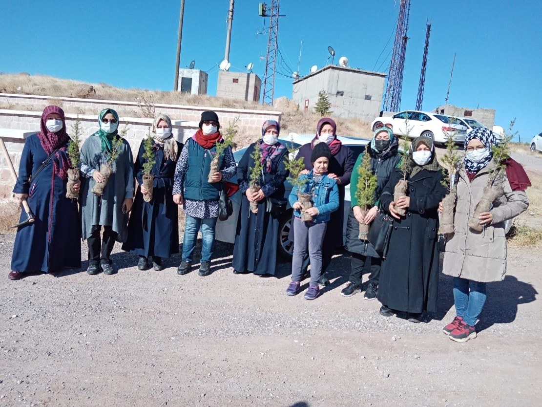 8eeeab04-2ffb-4903-9258-0a5a1f6a1af1 (1)