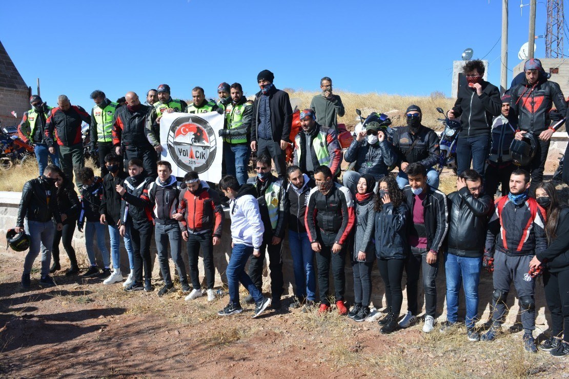 c769d695-8b7e-49ea-82ed-ca485cb31913