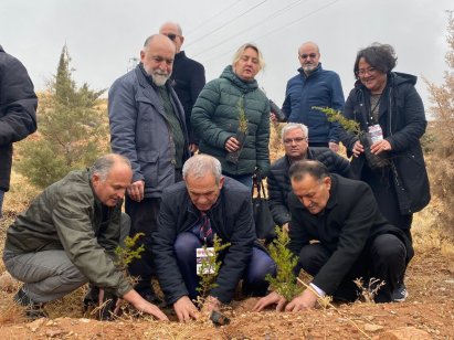 4cb3bd8b-3637-43f5-b5ac-475c08c5b134