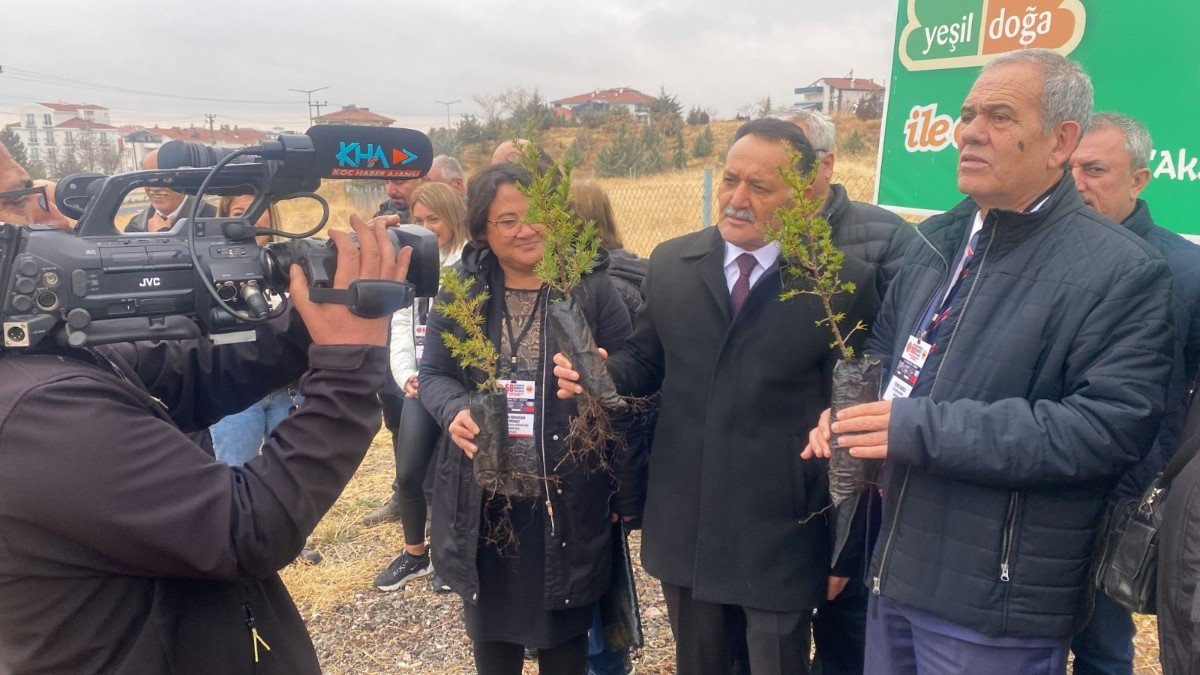 7ccddbb0-9eb1-4c2c-9e4b-a9b20e4f3dda