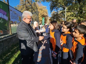 3Afa4423-F4Ca-422F-Ac75-404Ae609E611