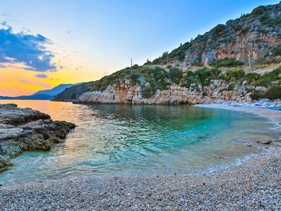 Kaş Büyük Çakıl Koyu