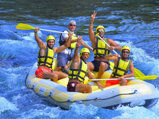 Explore how long the rafting adventures last in Antalya!