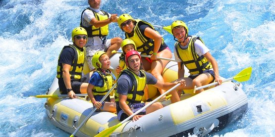Rafting Sporu Nasıl Yapılır? Akarsularda Rafting Yapmak