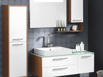 Akrilik Panel Kapak Banyo Dolabı
