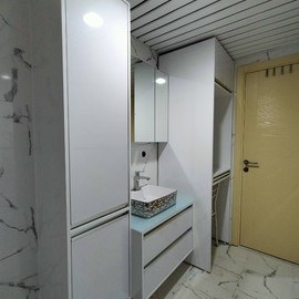Banyo Dolabı