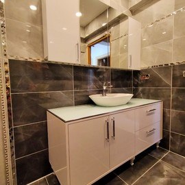 Banyo Dolabı