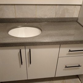 Banyo Dolabı