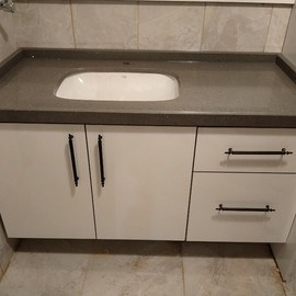 Banyo Dolabı