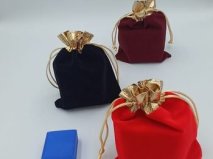 Kadife Yaldızlı Altın Kesesi