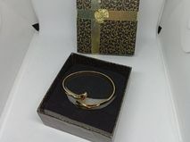 Kurdeleli Kelepçe Kutusu