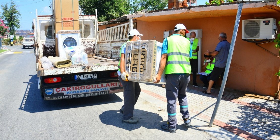 MANAVGAT BELEDİYESİ ARI GİBİ ÇALIŞIYOR