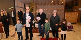 KÜÇÜKLER ve BÜYÜKLERDEN GEÇMİŞTEN GELECEĞE DEFİLESİ