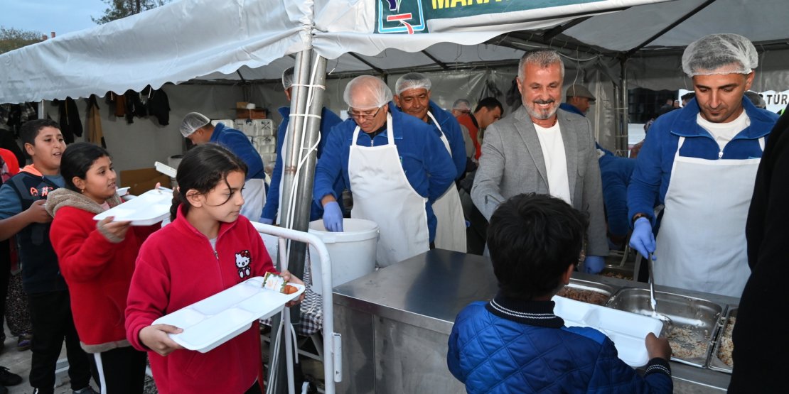 MANAVGAT HALKI İFTARDA BULUŞTU