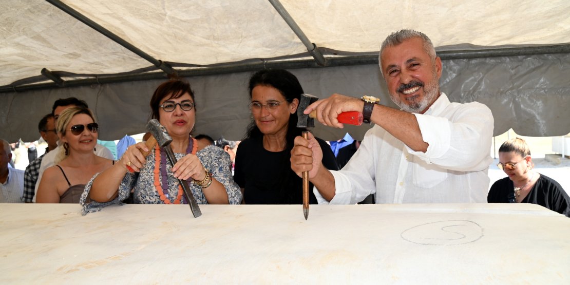 MANAVGAT’TA 100. YILDA CUMHURİYET KONULU TAŞ HEYKEL SEMPOZYUMU BAŞLADI