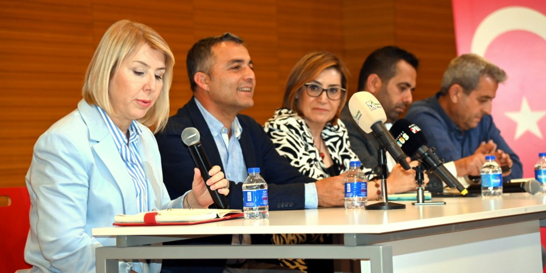 MANAVGAT BELEDİYE BAŞKANI NEFİ KARA MUHTARLARI AĞIRLADI