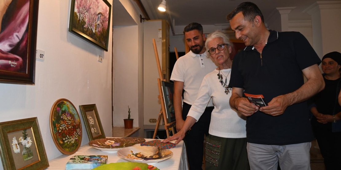 BERRİN KÜÇÜK’ÜN SERGİSİ MANAVGATLILARLA BULUŞTU