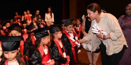 KREŞ VE GÜNDÜZ BAKIMEVİ MİNİKLERİ MEZUNİYET SEVİNCİ YAŞADI