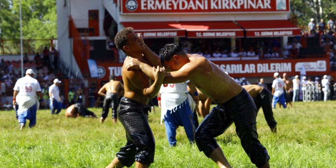 KIRKPINAR’DA MANAVGAT PARLADI