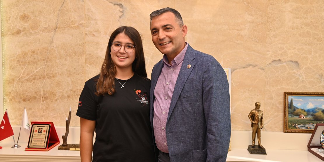 BAŞKAN KARA’DAN DERECEYE GİREN GENÇLERE ÖDÜL