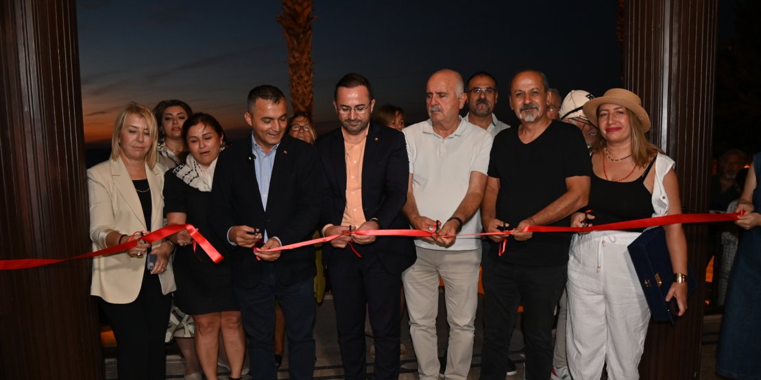 MANAVGAT SULU BOYA FESTİVALİ BÜYÜLEYİCİ BİR SERGİYLE TAMAMLANDI